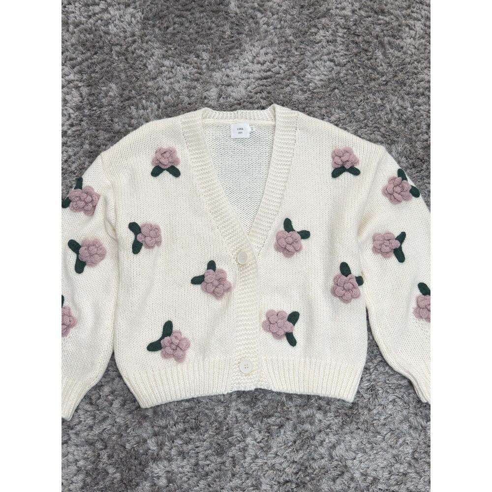 Luna Ivy Floral Appliqué Cropped Cardigan Sweater Women’s Cottagecore Boho XS - Picture 3 of 13